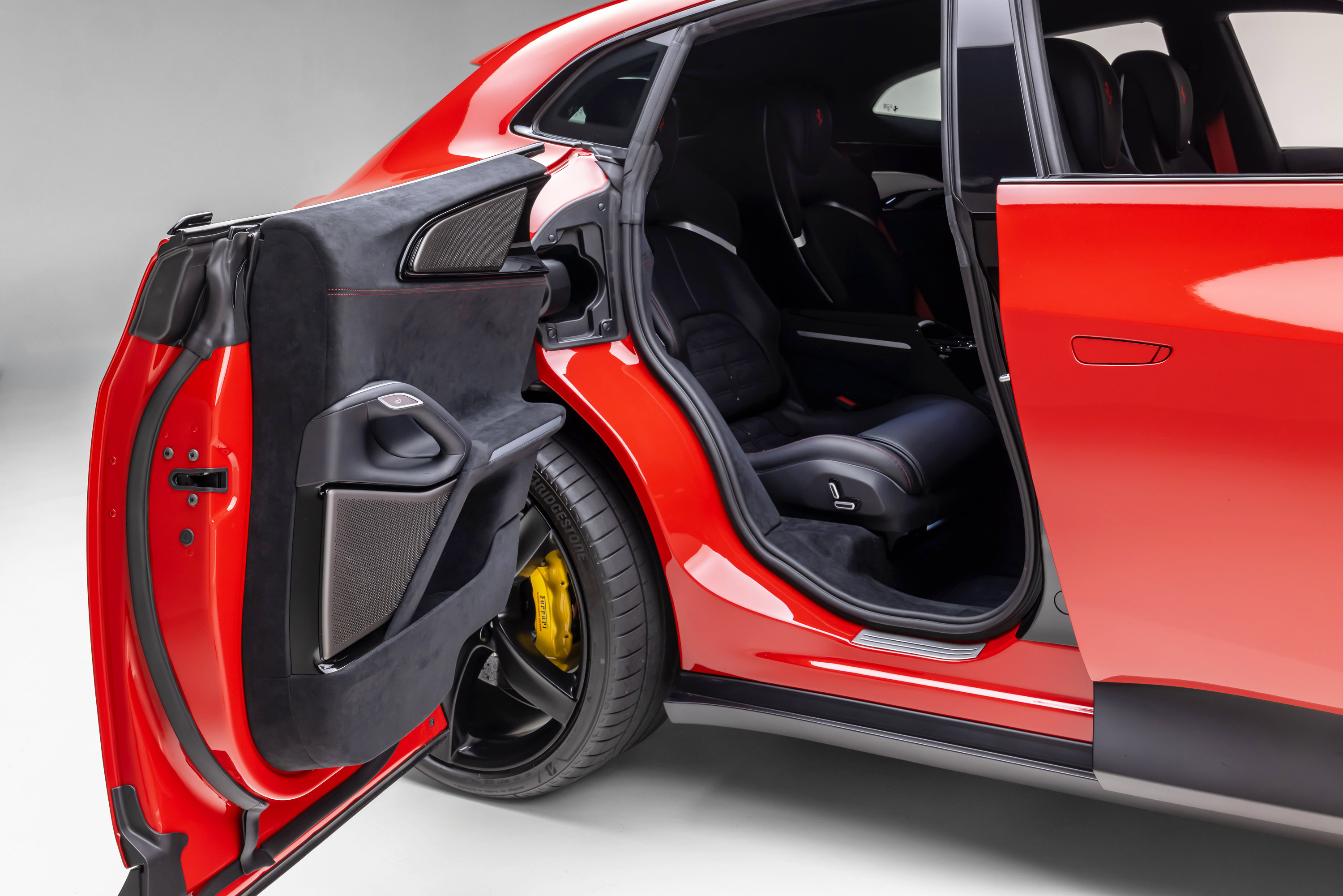 Certified 2026 Ferrari Purosangue AWD/4WD image 58