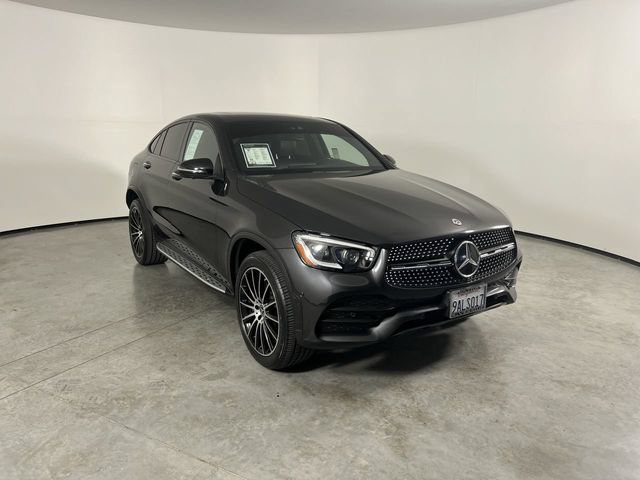 Used 2022 Mercedes-Benz GLC 300 4MATIC Coupe image 2