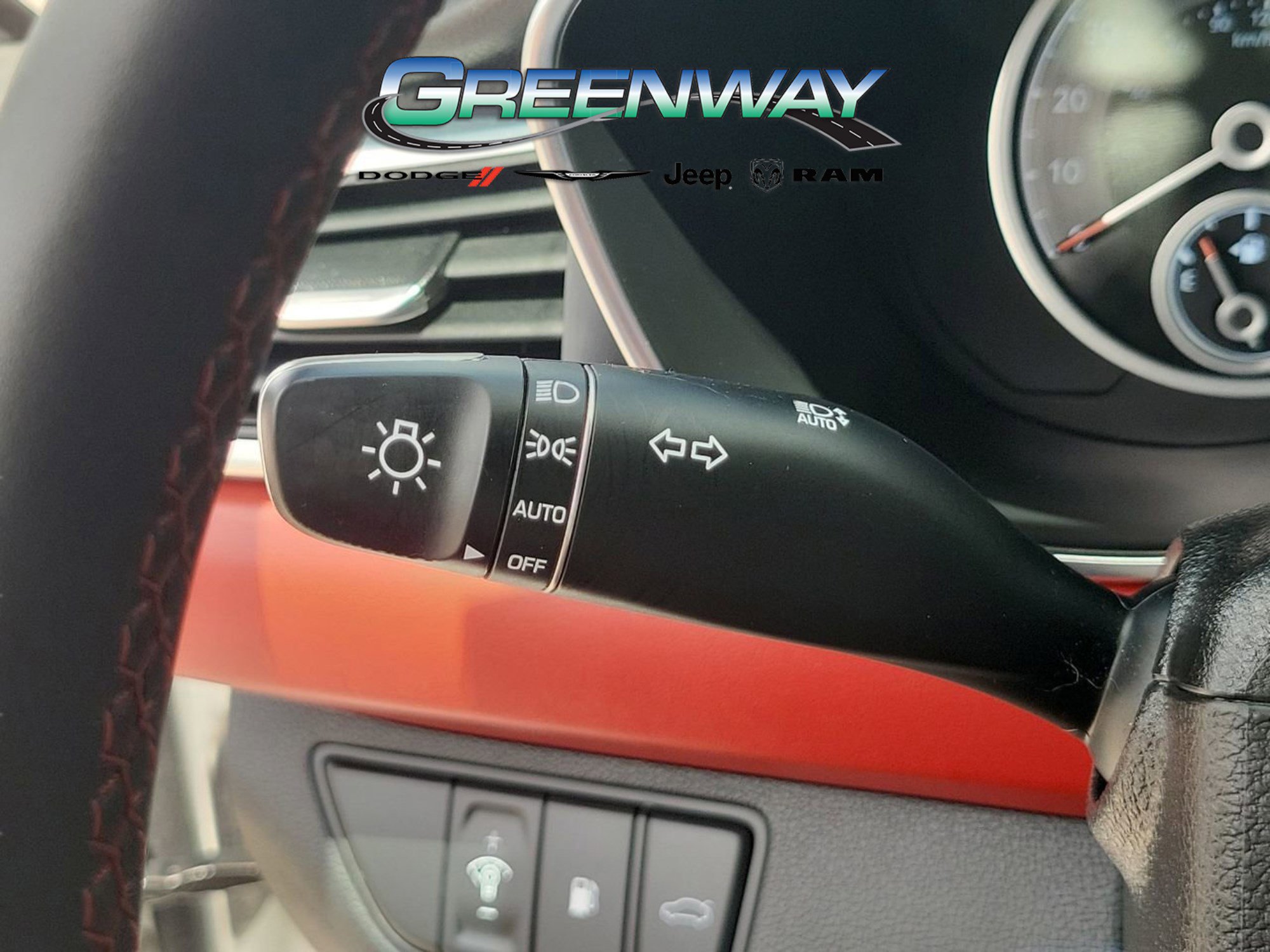 Used 2022 Genesis G70 3.3T Launch Edition image 15