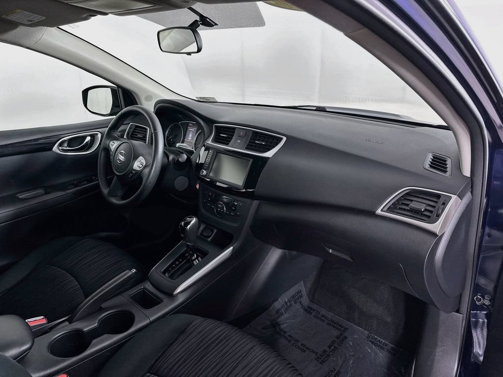 Used 2019 Nissan Sentra SV FWD image 34