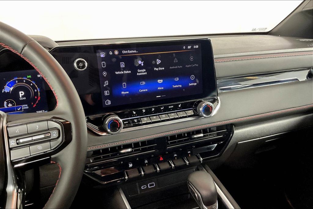 Used 2025 Chevrolet Colorado Z71 image 9