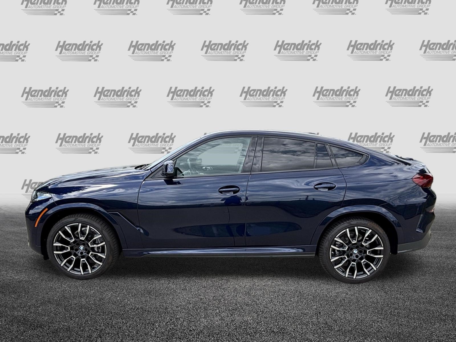 Certified 2026 BMW X6 xDrive40i AWD/4WD image 7