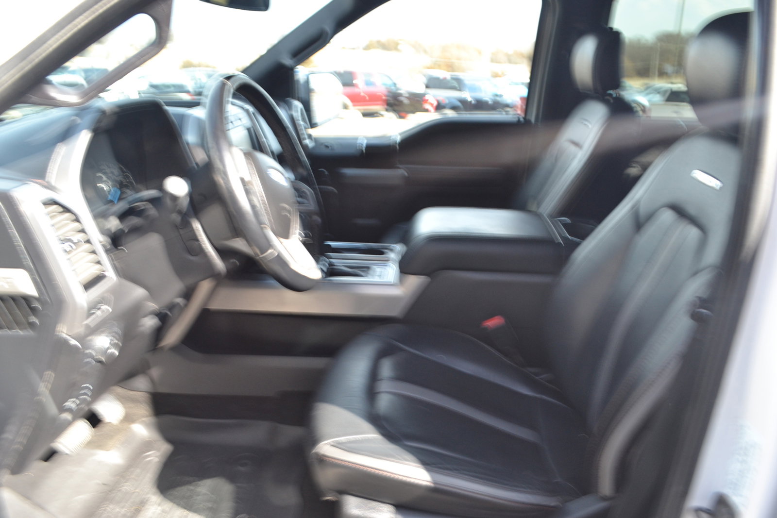 Used 2018 Ford F150 Platinum w/ Equipment Group 701A Luxury image 13