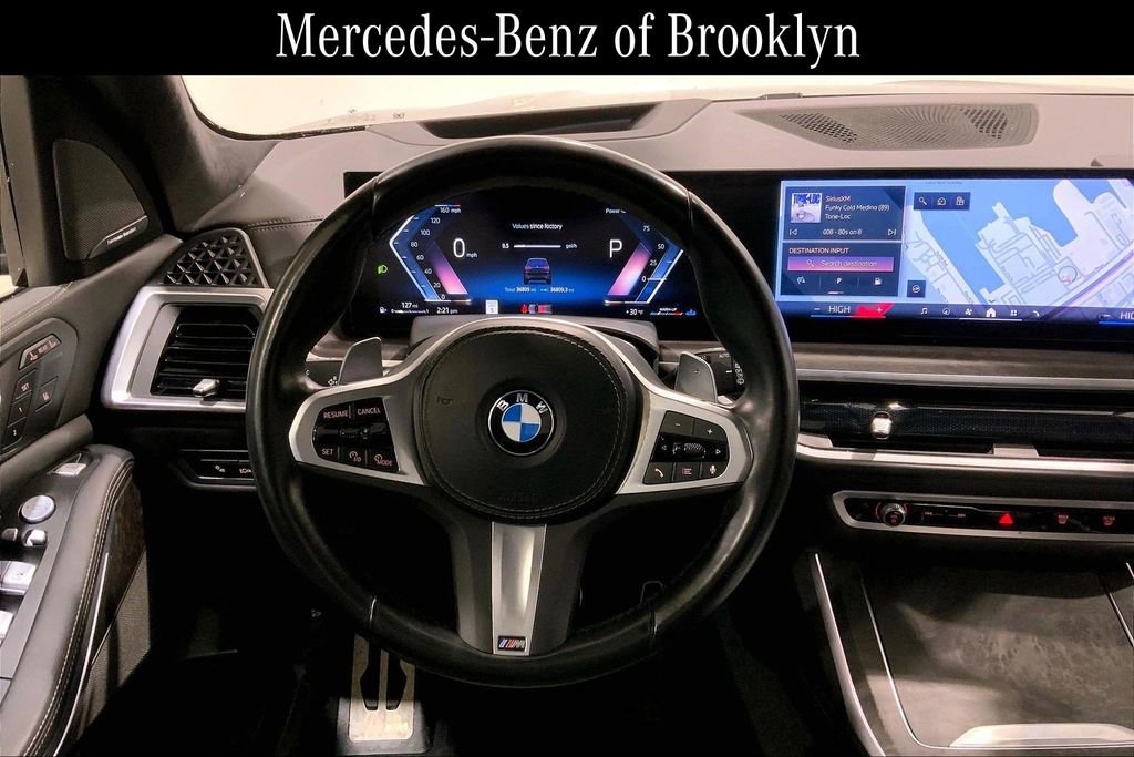 Used 2024 BMW X7 xDrive40i w/ M Sport Package image 5