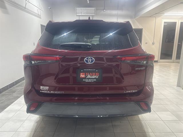 Used 2021 Toyota Highlander Limited image 3