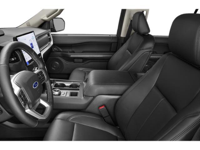 Used 2022 Ford Expedition XLT image 11