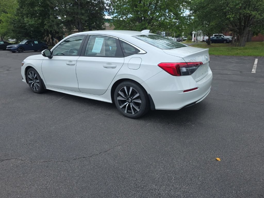 Used 2023 Honda Civic EX image 5