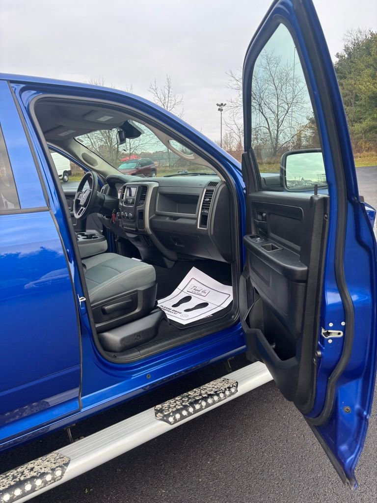 Used 2019 RAM 1500 Express image 22