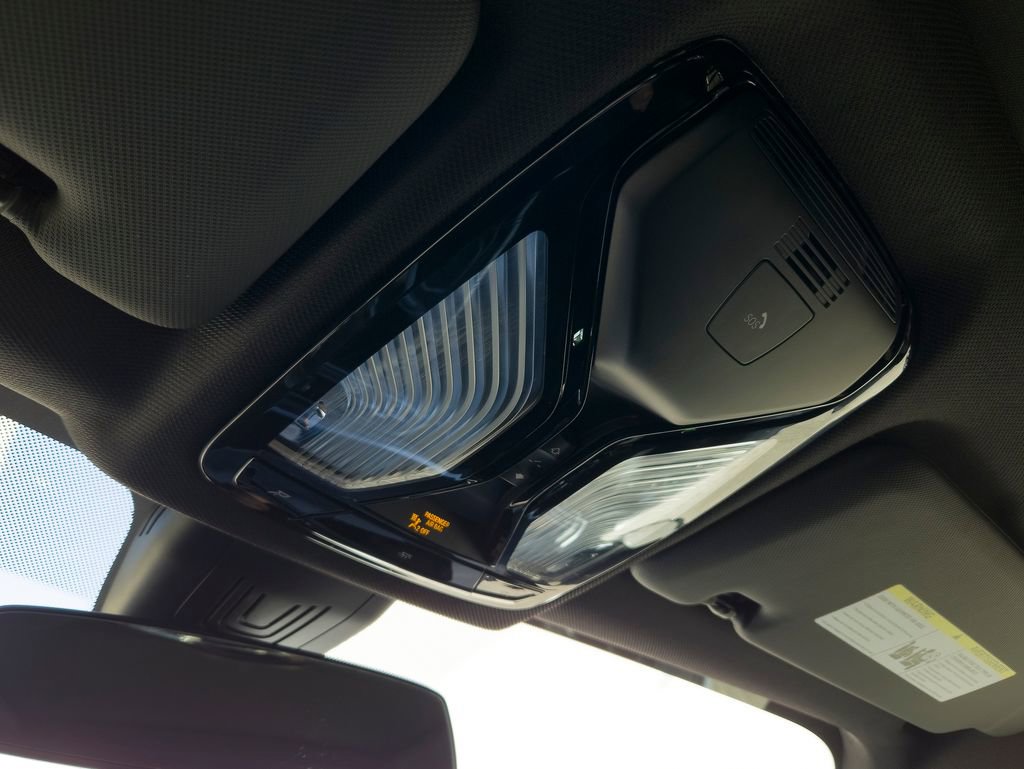 Used 2023 BMW X5 xDrive40i w/ Climate Comfort Package image 14