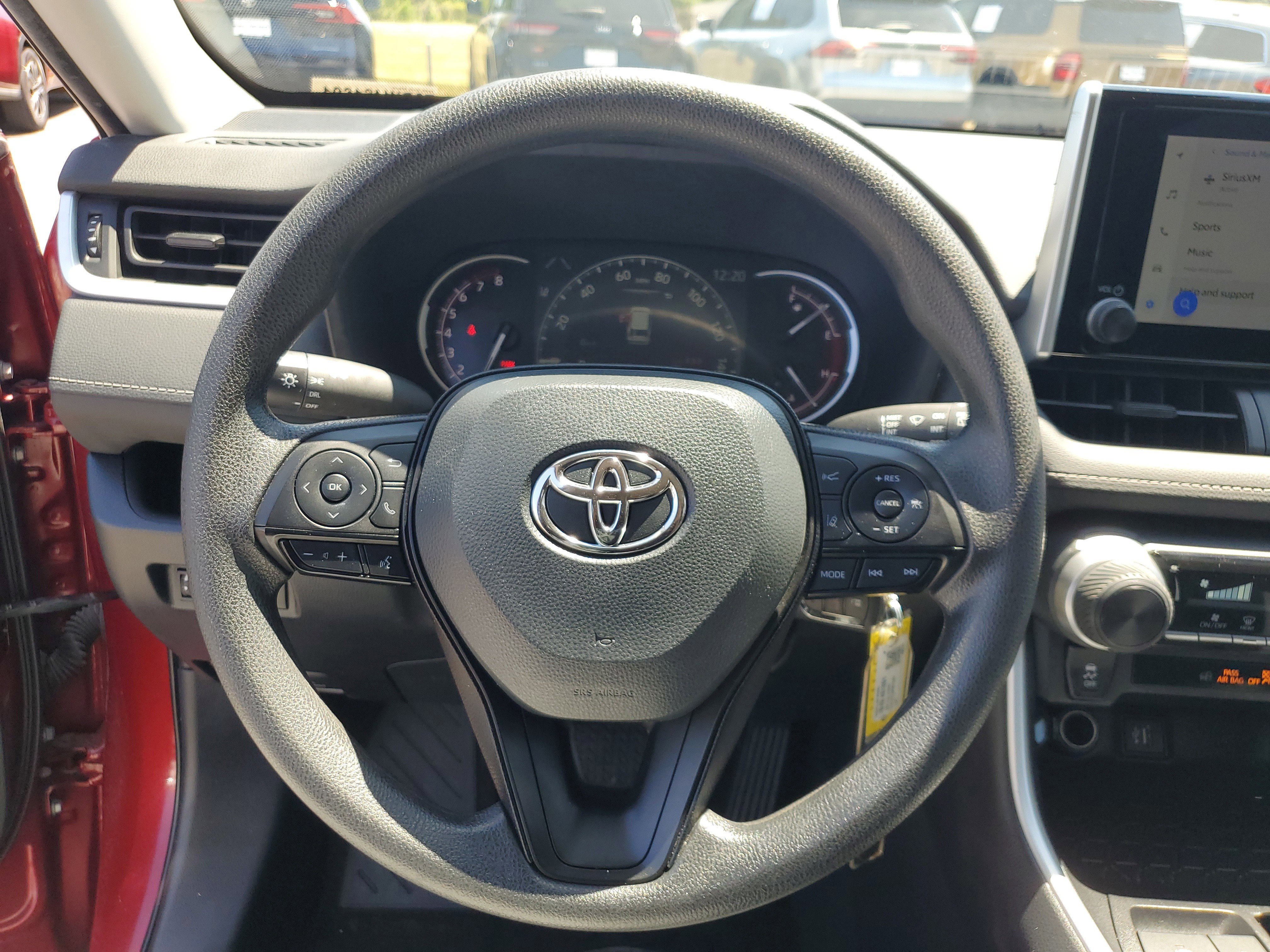 Used 2024 Toyota RAV4 LE AWD/4WD image 25