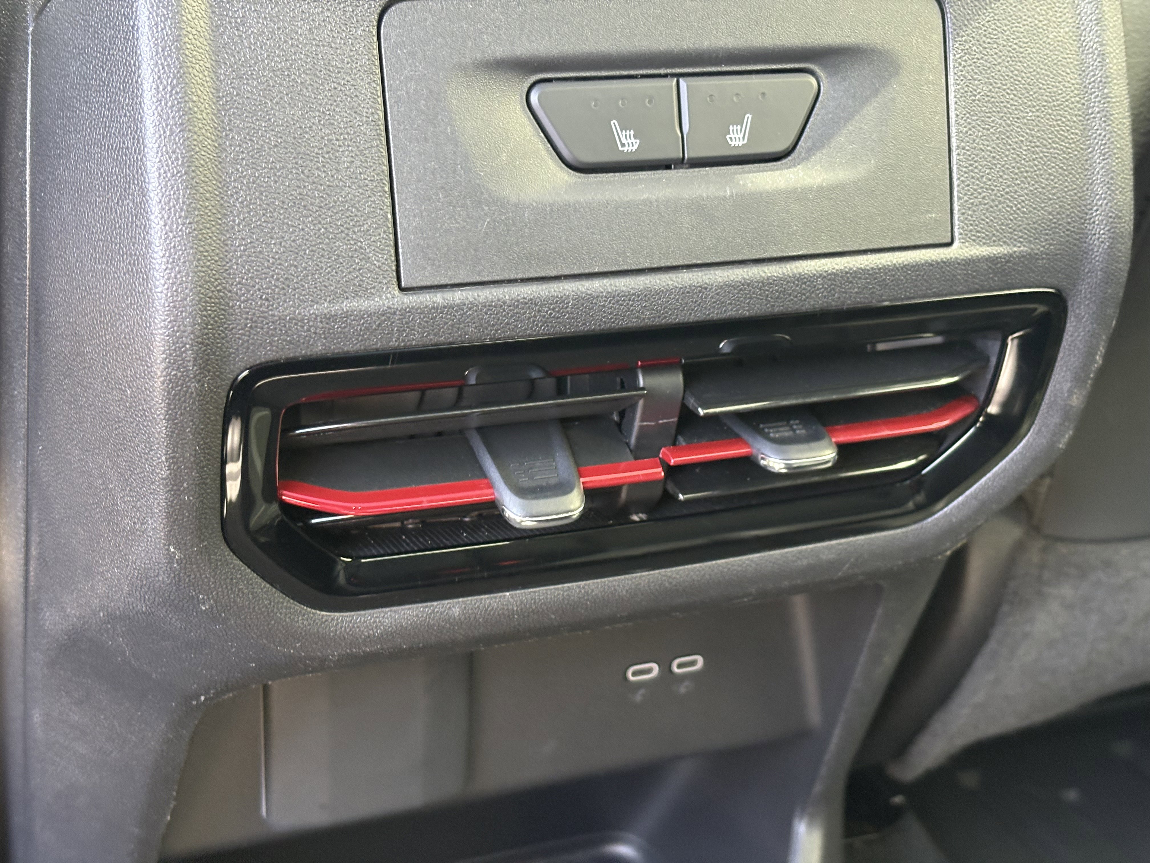 Used 2025 Chevrolet Silverado EV RST AWD/4WD image 12