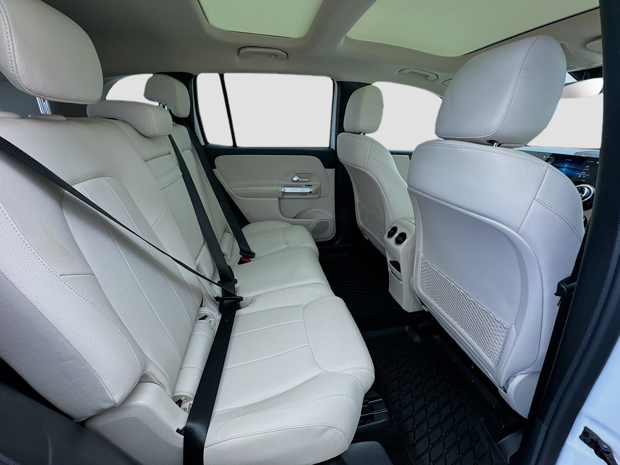 Used 2023 Mercedes-Benz GLB 250 image 19