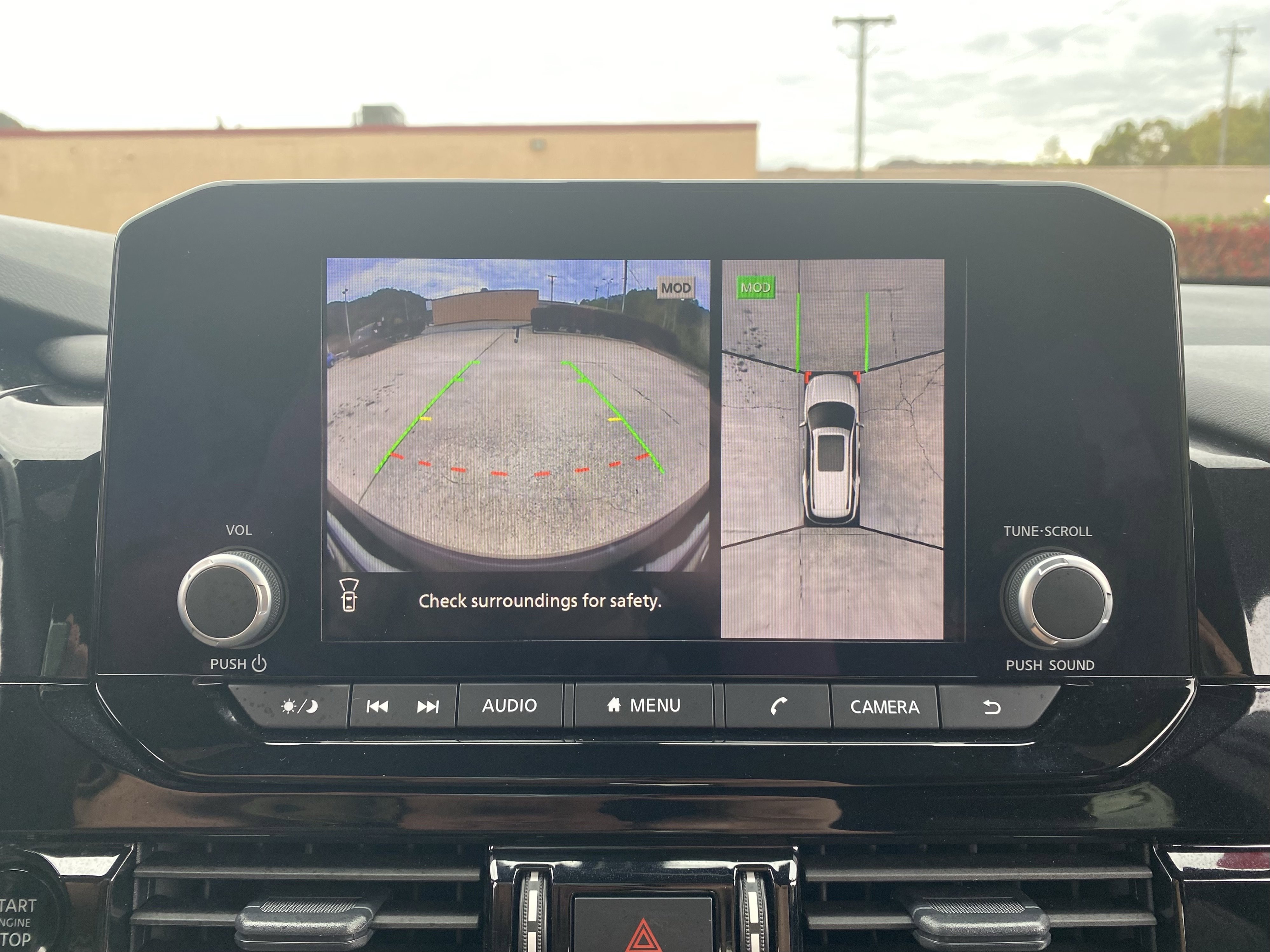 Used 2025 Nissan Pathfinder Rock Creek image 11