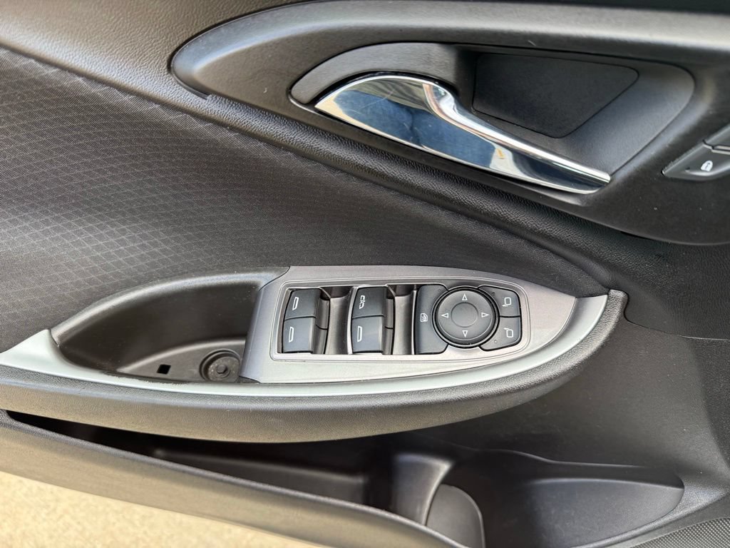 Used 2023 Chevrolet Malibu LT w/ Driver Confidence Package FWD image 26