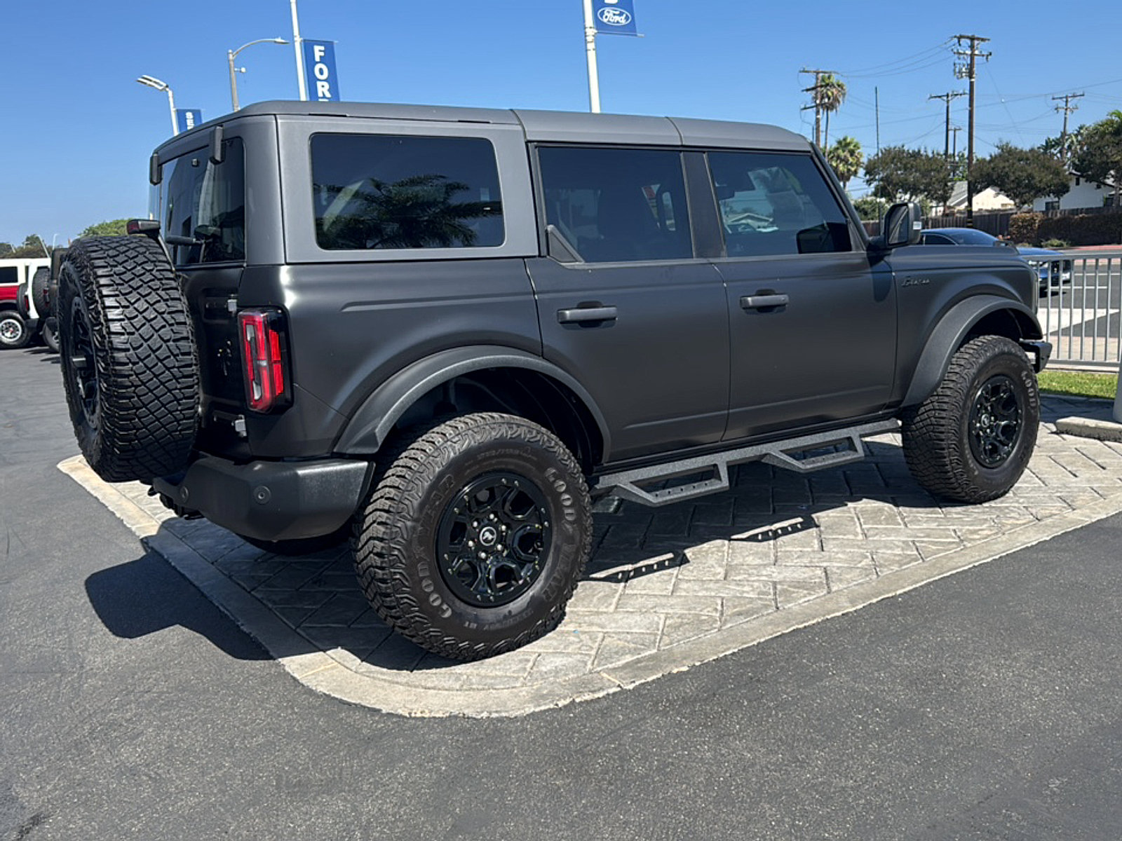 Used 2024 Ford Bronco Wildtrak AWD/4WD image 2