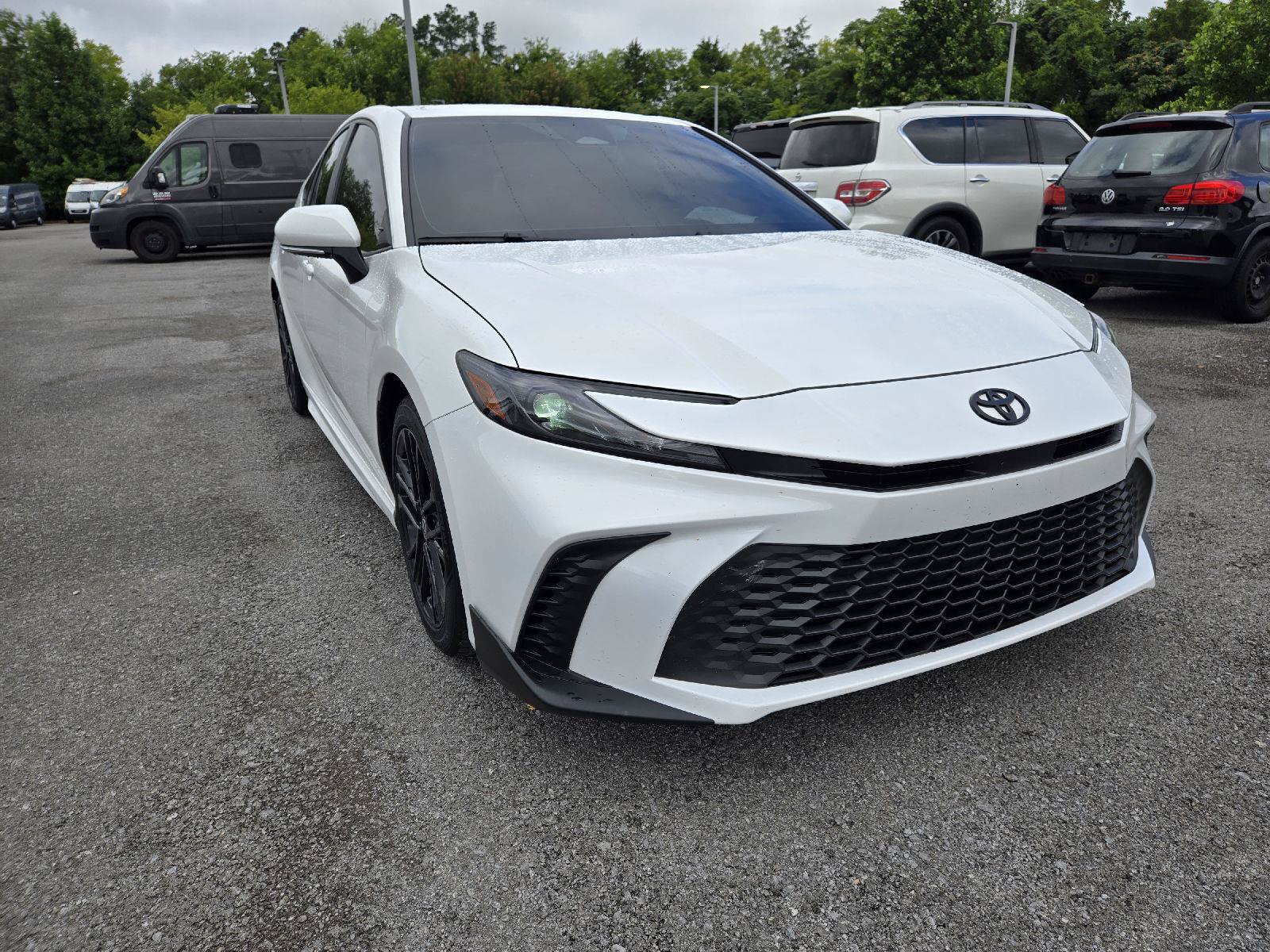 Used 2025 Toyota Camry SE w/ Convenience Package