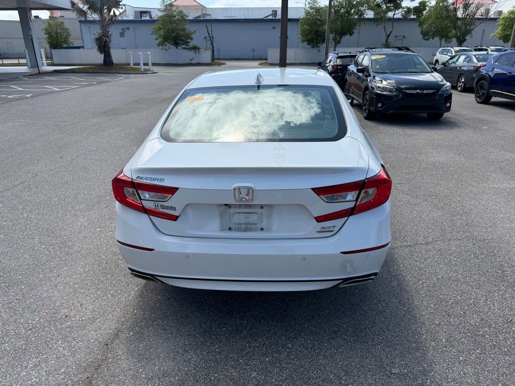 Used 2020 Honda Accord Touring image 6