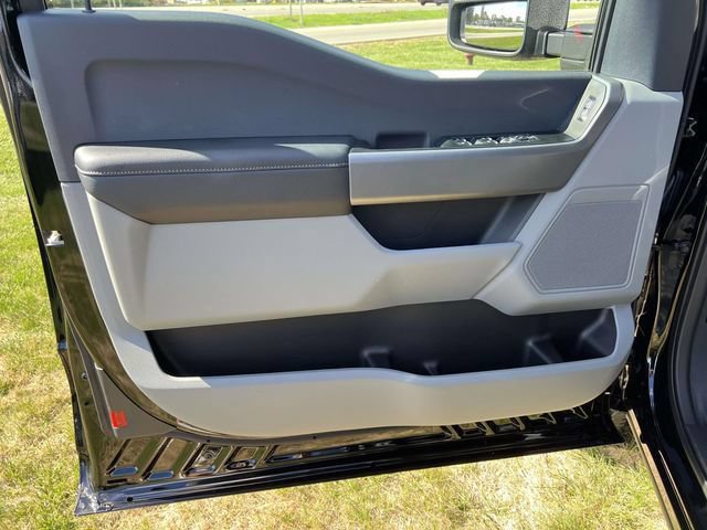 New 2026 Ford F350 XLT w/ 360-Degree Camera Package AWD/4WD image 11