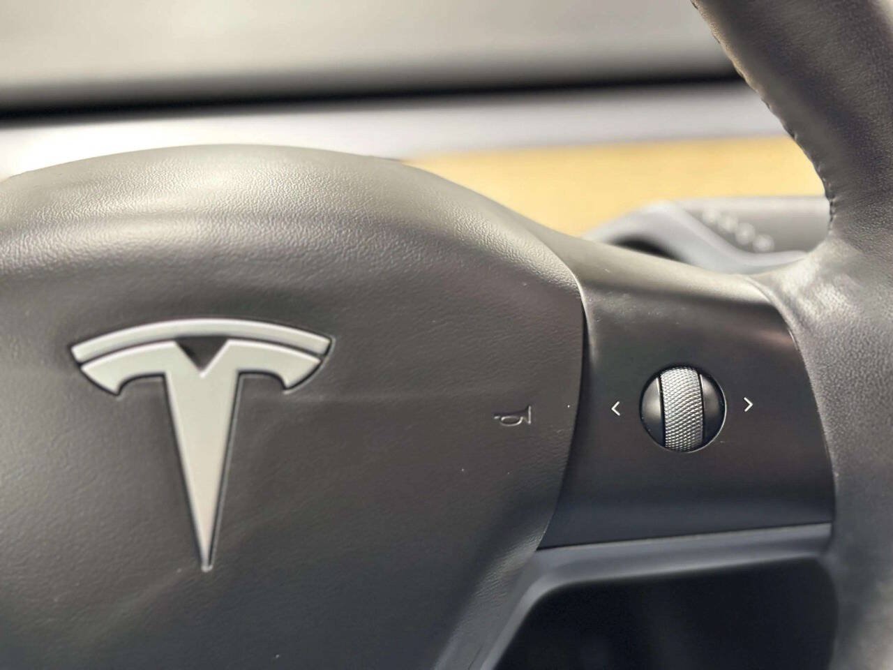 Used 2020 Tesla Model 3 Long Range AWD/4WD image 31