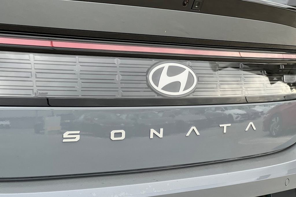 New 2026 Hyundai Sonata Limited FWD image 33
