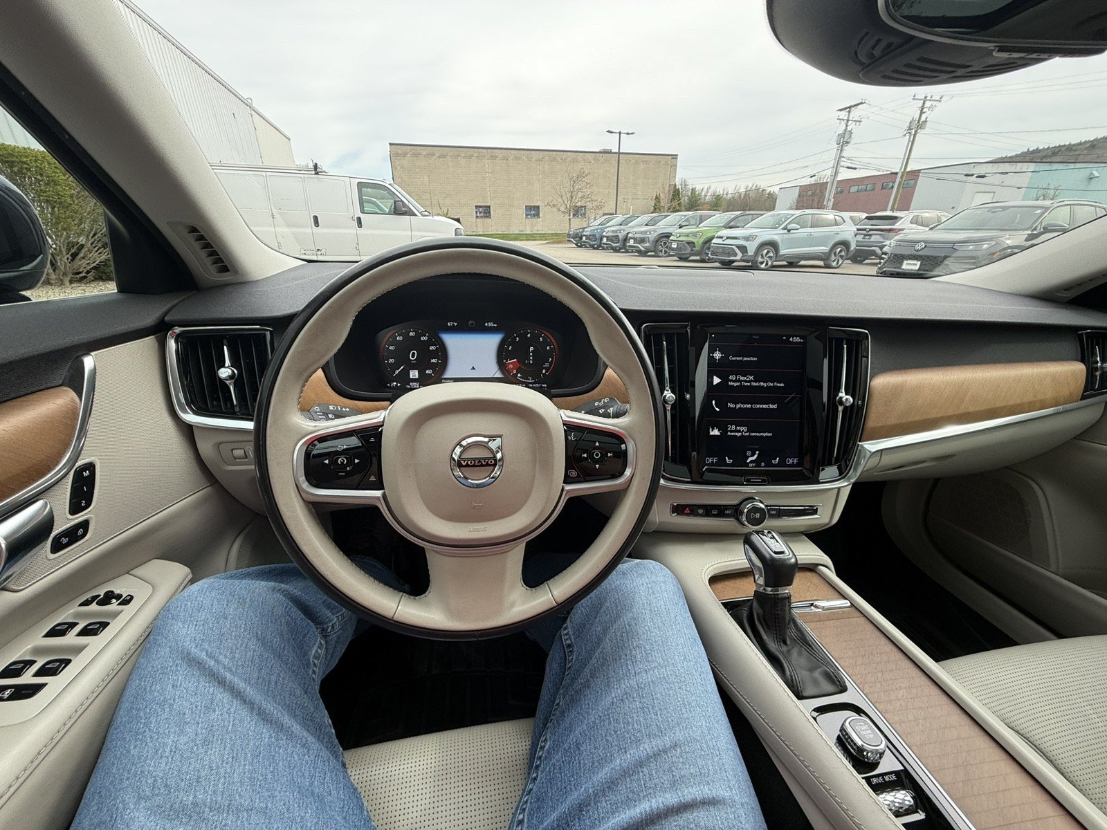 Used 2018 Volvo V90 T5 Inscription FWD image 12