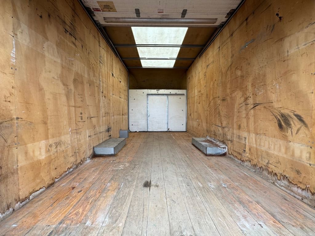 Used 2018 Chevrolet Express 3500 w/ Driver Convenience Package image 2