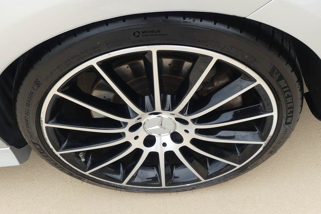 Used 2021 Mercedes-Benz CLA 35 AMG 4MATIC image 42