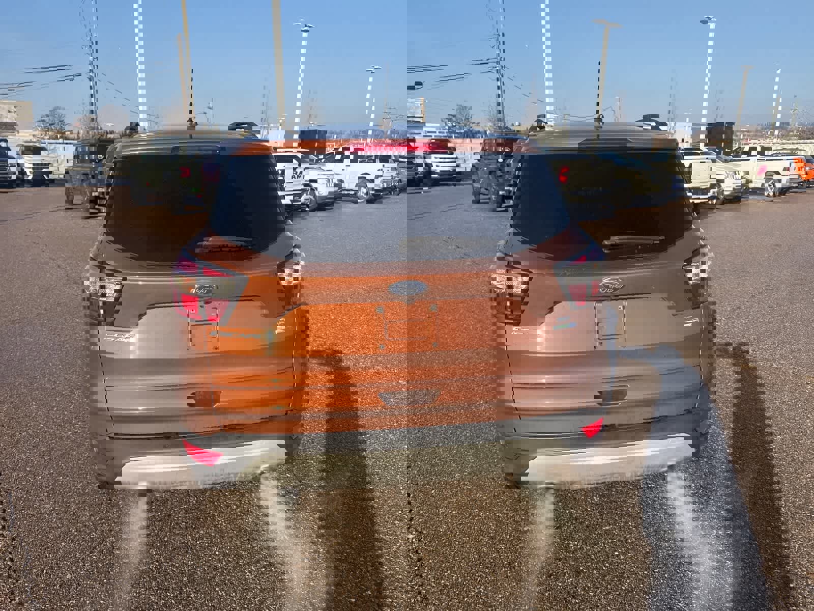 Used 2017 Ford Escape SE w/ Equipment Group 201A image 18