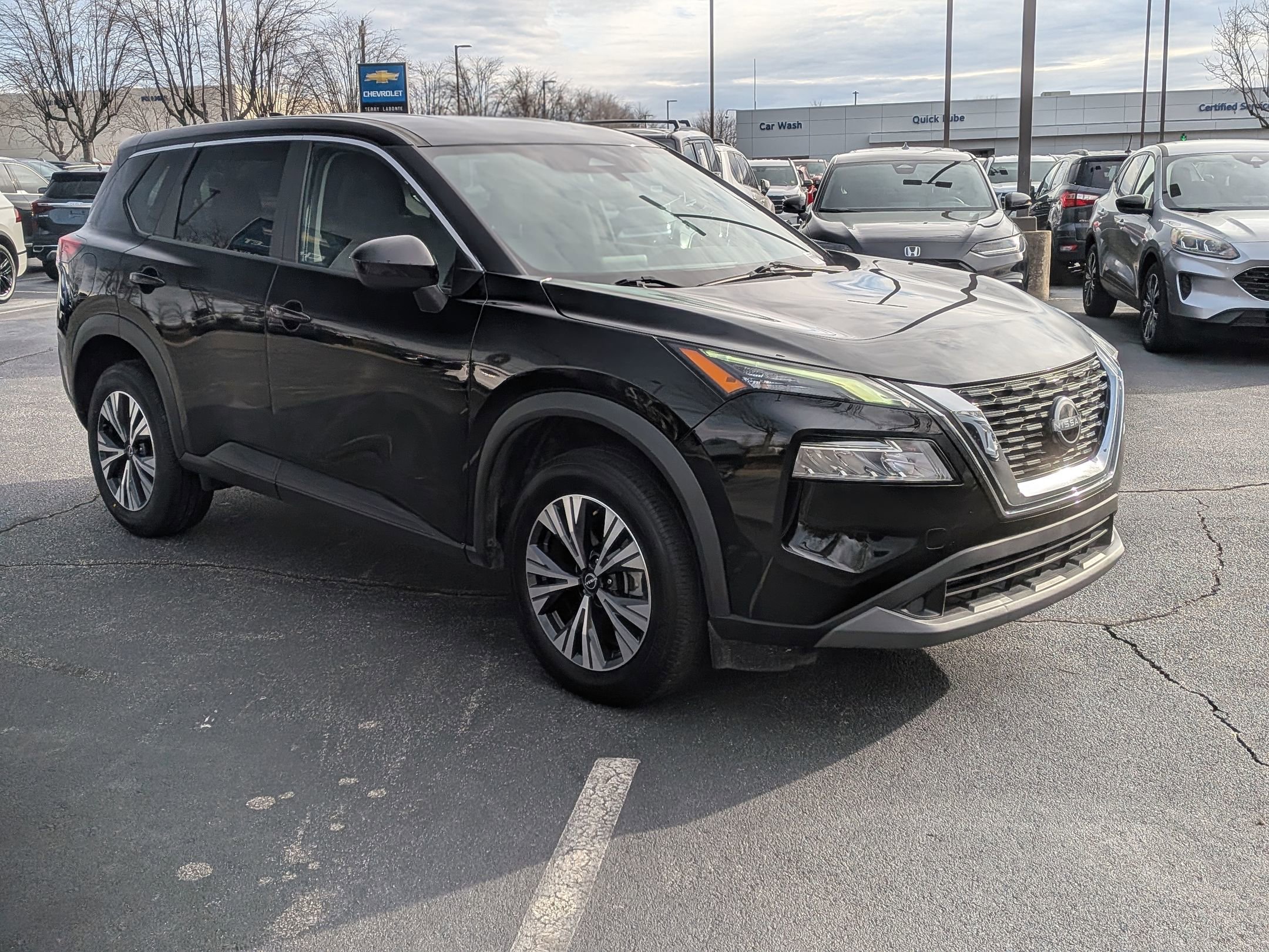 Used 2023 Nissan Rogue SV video 2