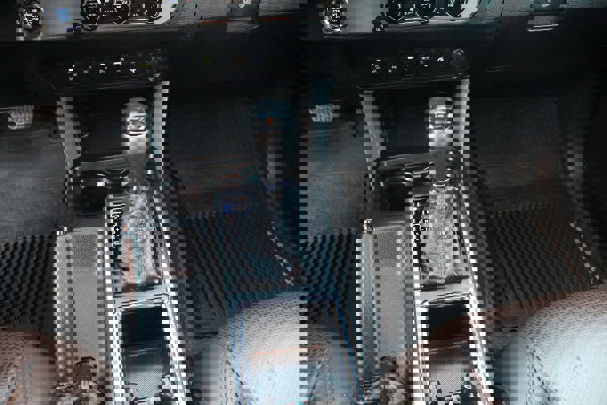 Used 2017 Toyota Tacoma Limited image 26