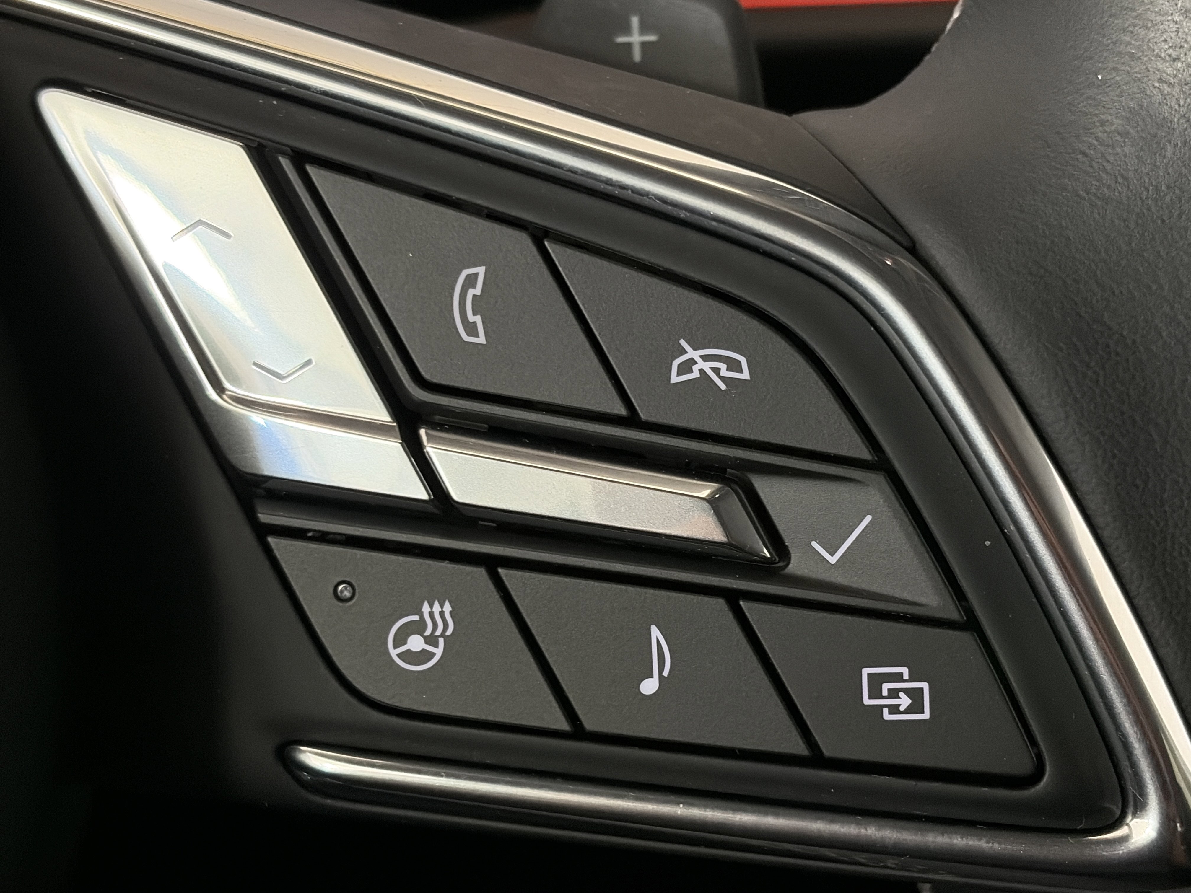 Used 2024 Buick Envision Avenir image 19