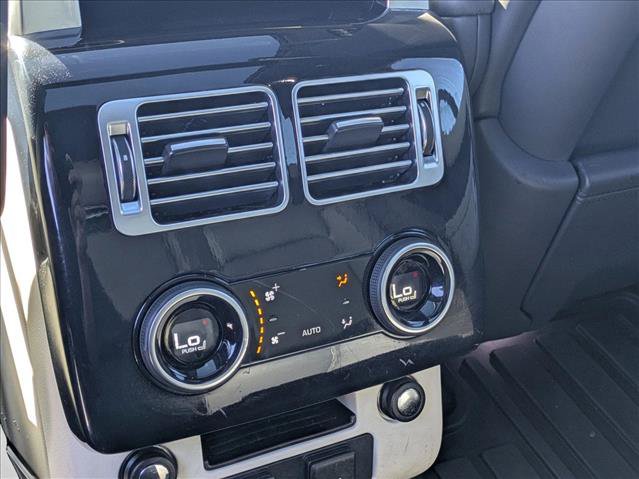 Used 2019 Land Rover Range Rover Supercharged AWD/4WD image 18