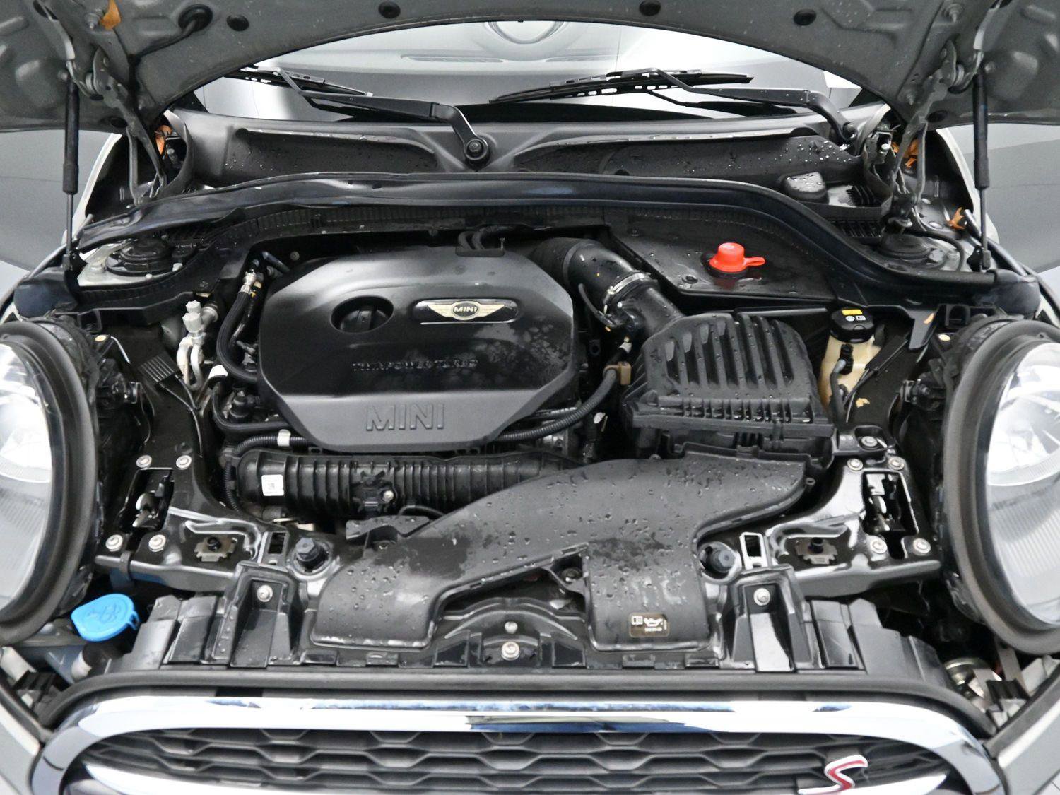 Used 2019 MINI Cooper S image 30