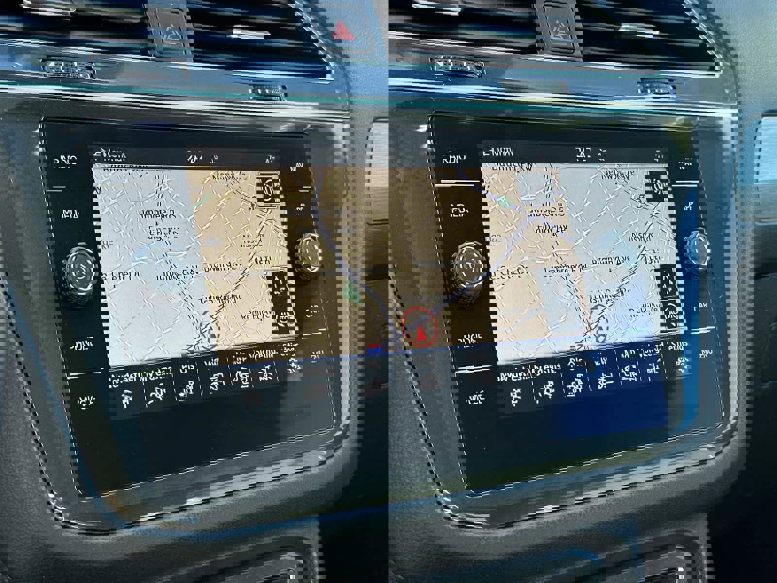 Used 2019 Volkswagen Tiguan SEL image 17