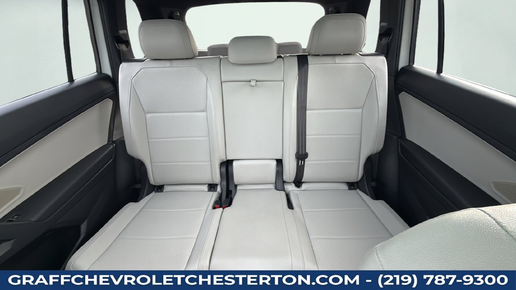 Used 2021 Volkswagen Tiguan SE R-Line FWD image 32