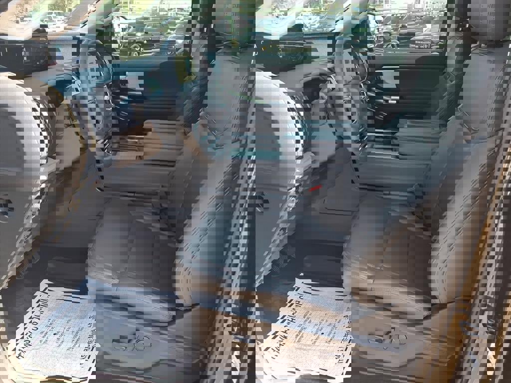 Used 2025 Ford Expedition Active image 25