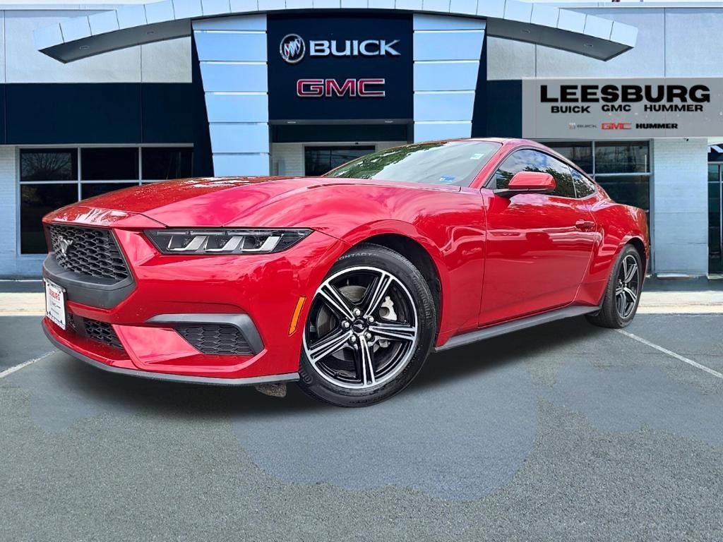 Used 2024 Ford Mustang Coupe RWD image 3