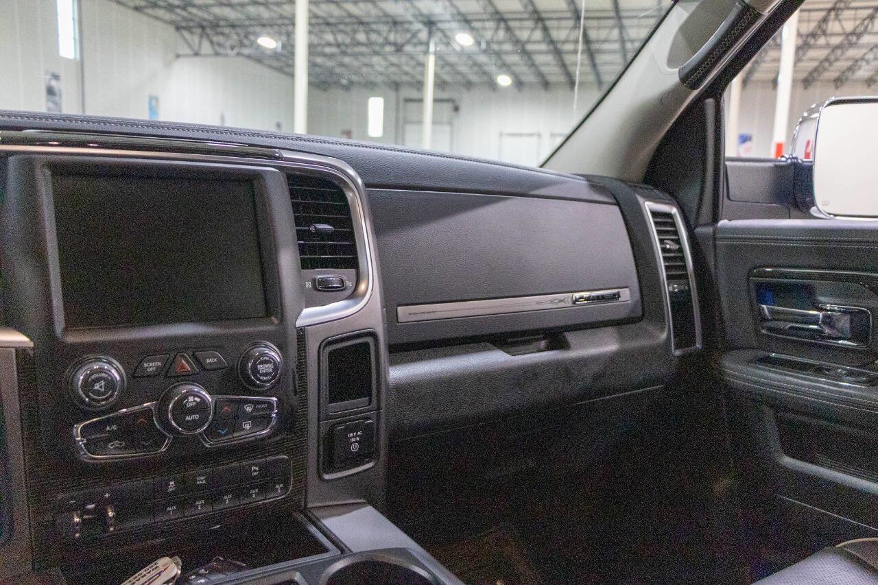 Used 2015 RAM 2500 Limited image 14