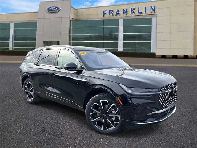 New 2026 Lincoln Nautilus Reserve image 1