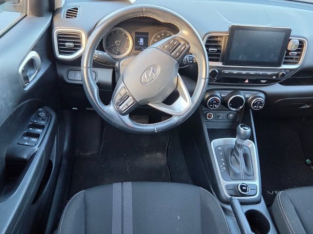 Used 2021 Hyundai Venue SEL w/ Cargo Package FWD image 10