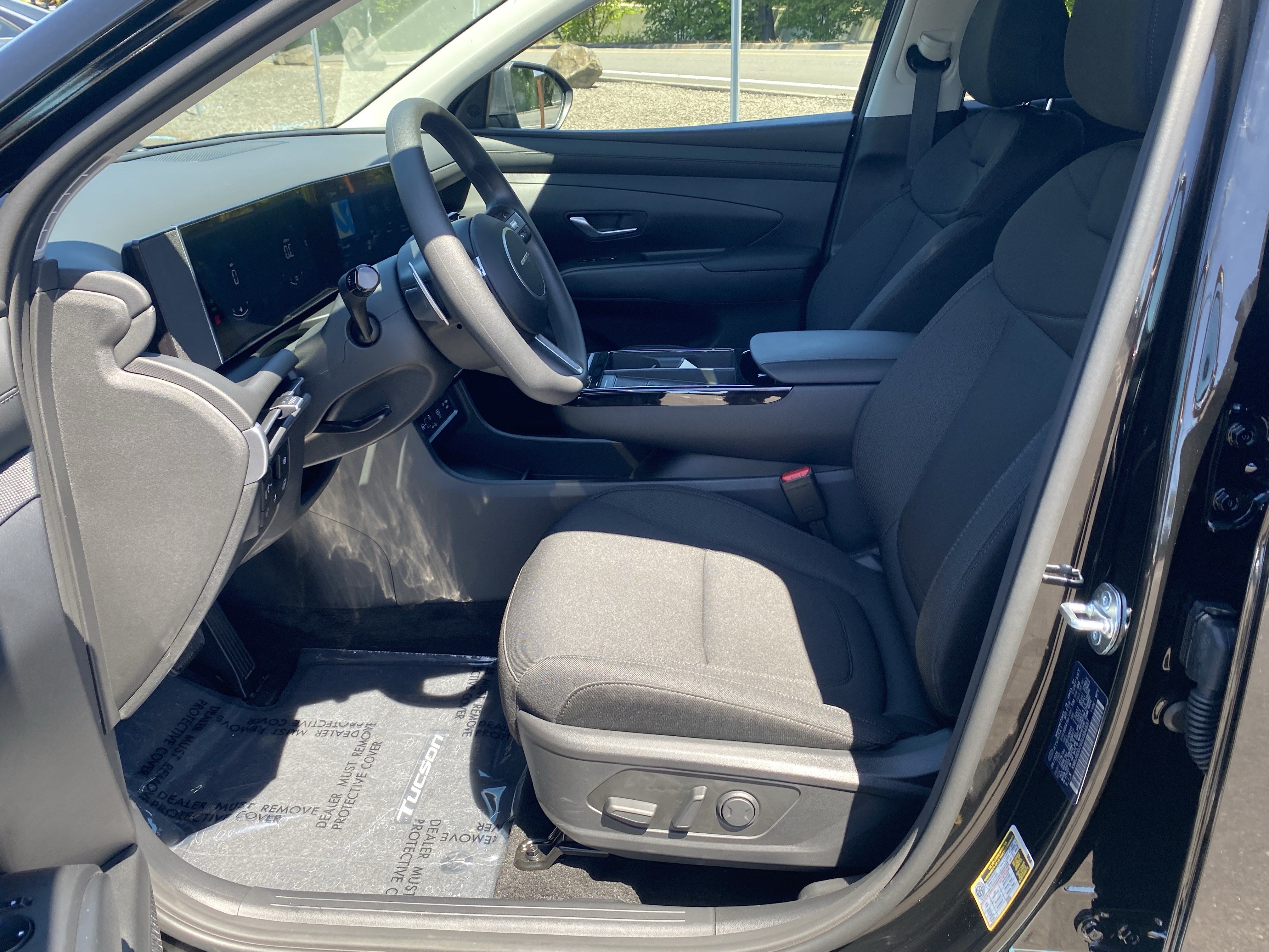 Certified 2025 Hyundai Tucson Blue AWD/4WD image 10