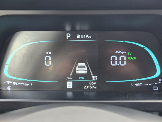 Certified 2025 Hyundai Elantra Hybrid FWD image 15