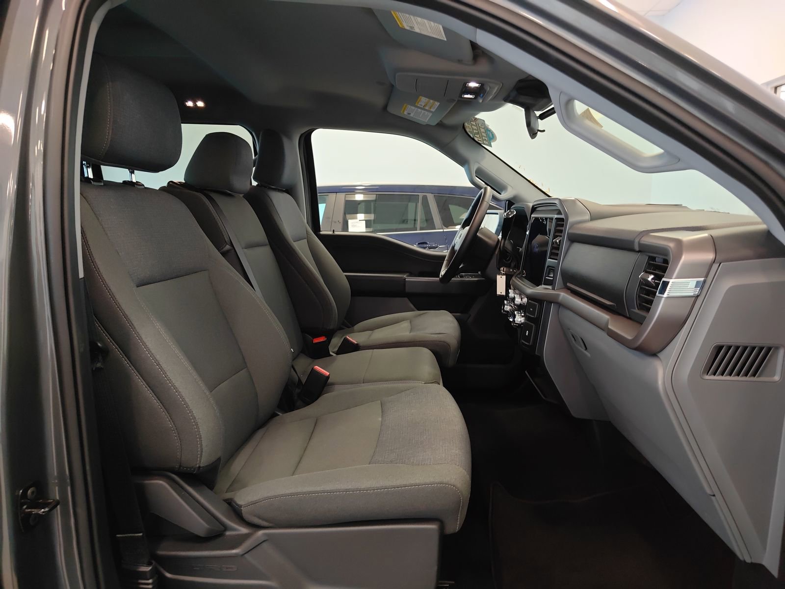 Used 2025 Ford F150 XLT w/ Equipment Group 301A Standard image 13