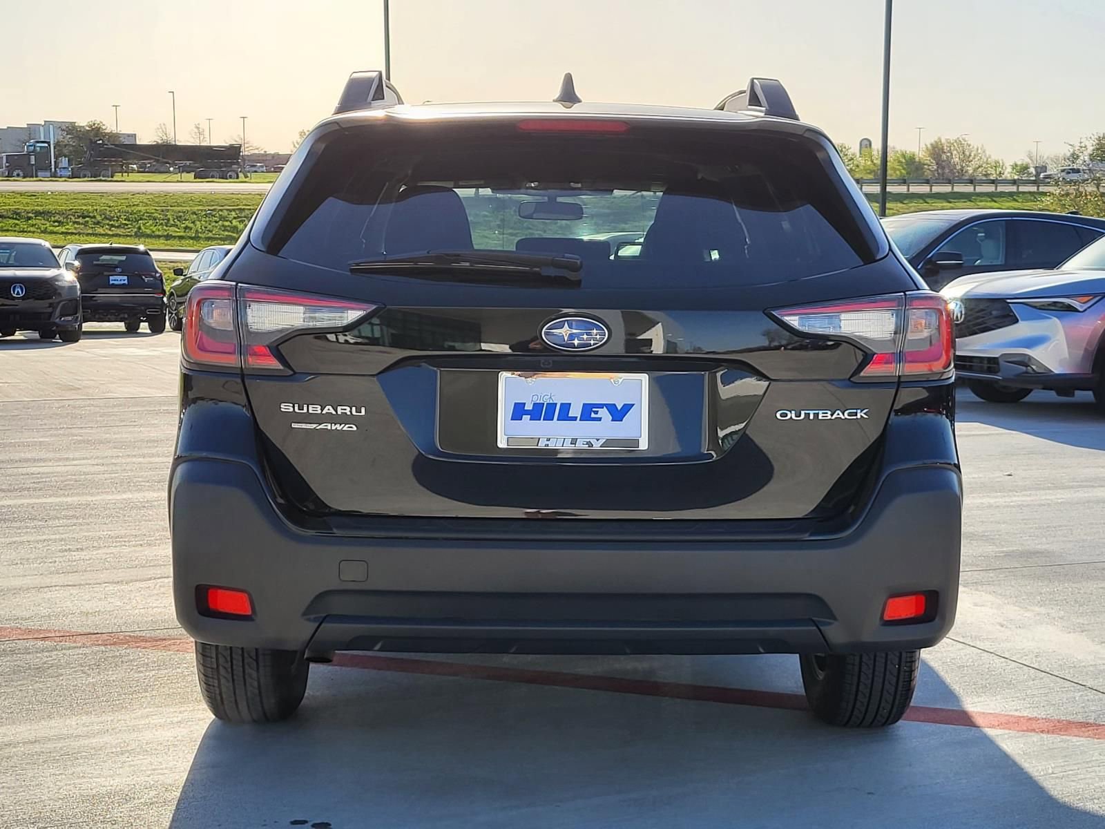 Used 2025 Subaru Outback Premium image 4