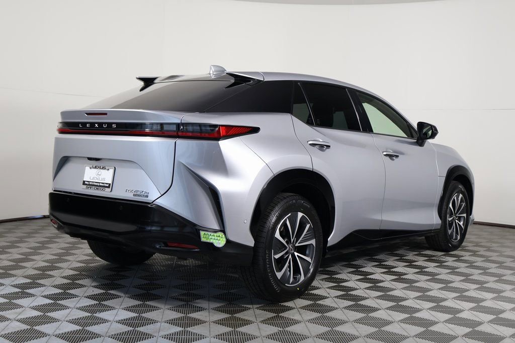 Used 2023 Lexus RZ 450e Premium image 4