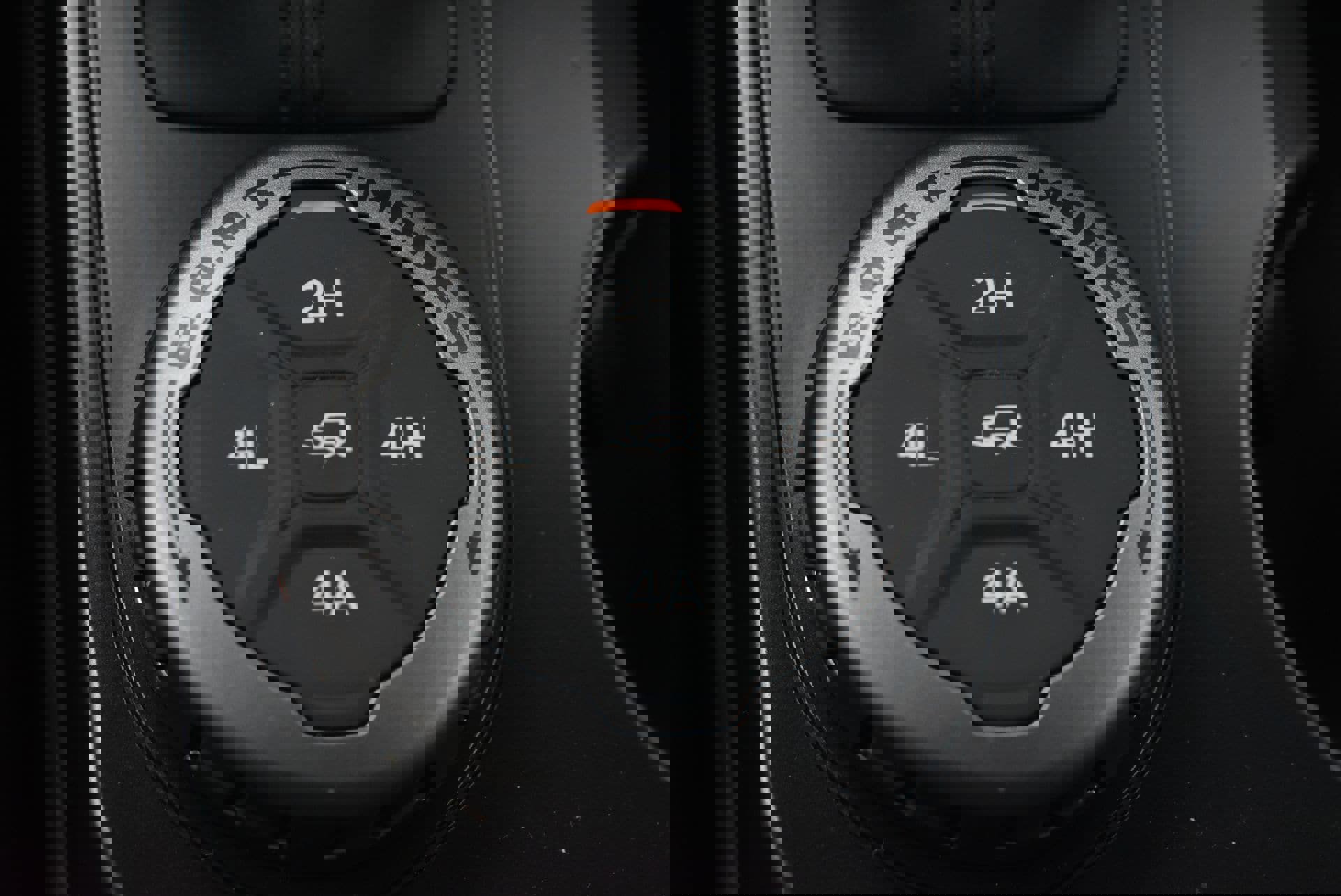 New 2025 Ford Bronco Badlands image 23