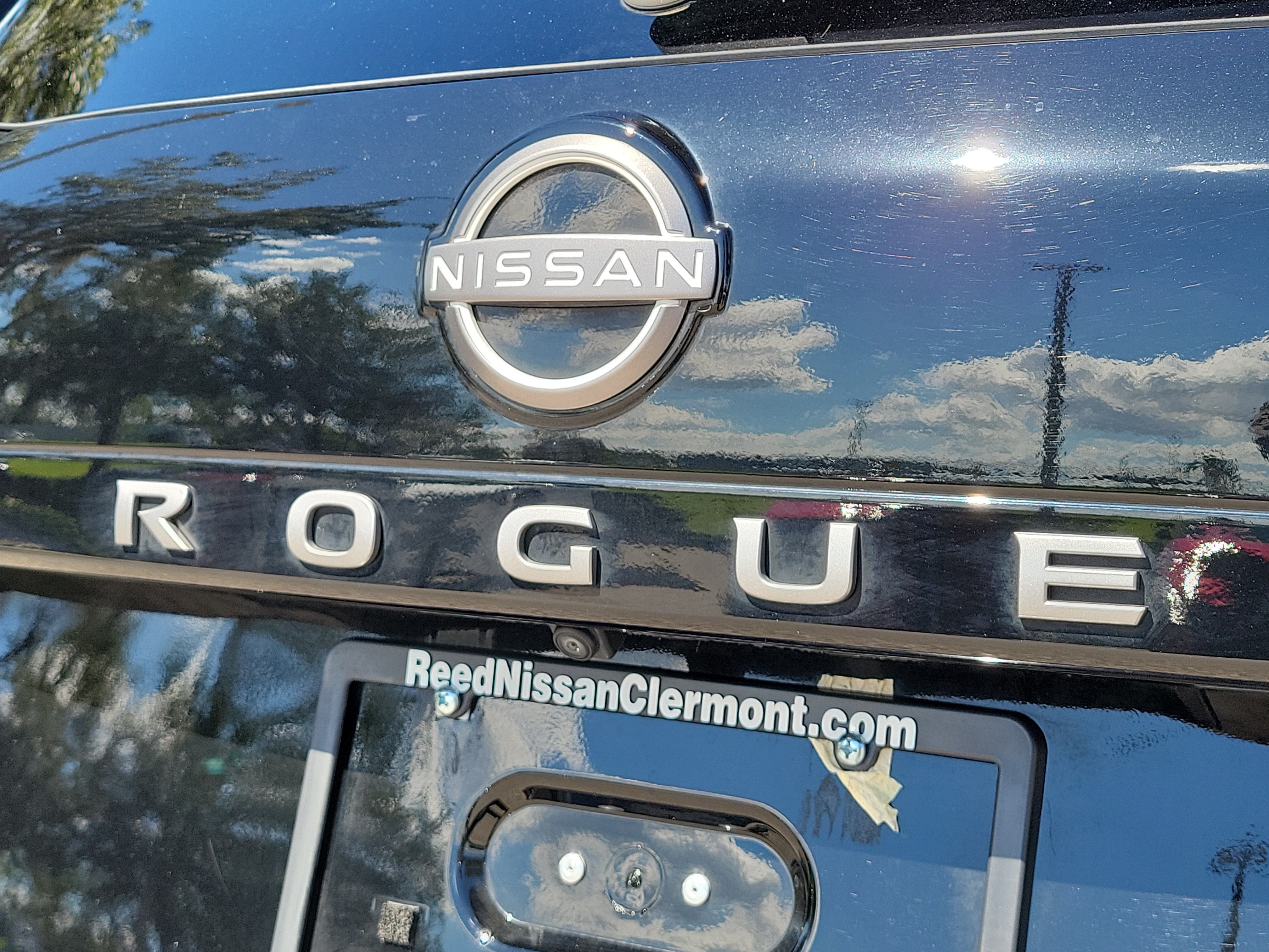 Certified 2024 Nissan Rogue S FWD image 11