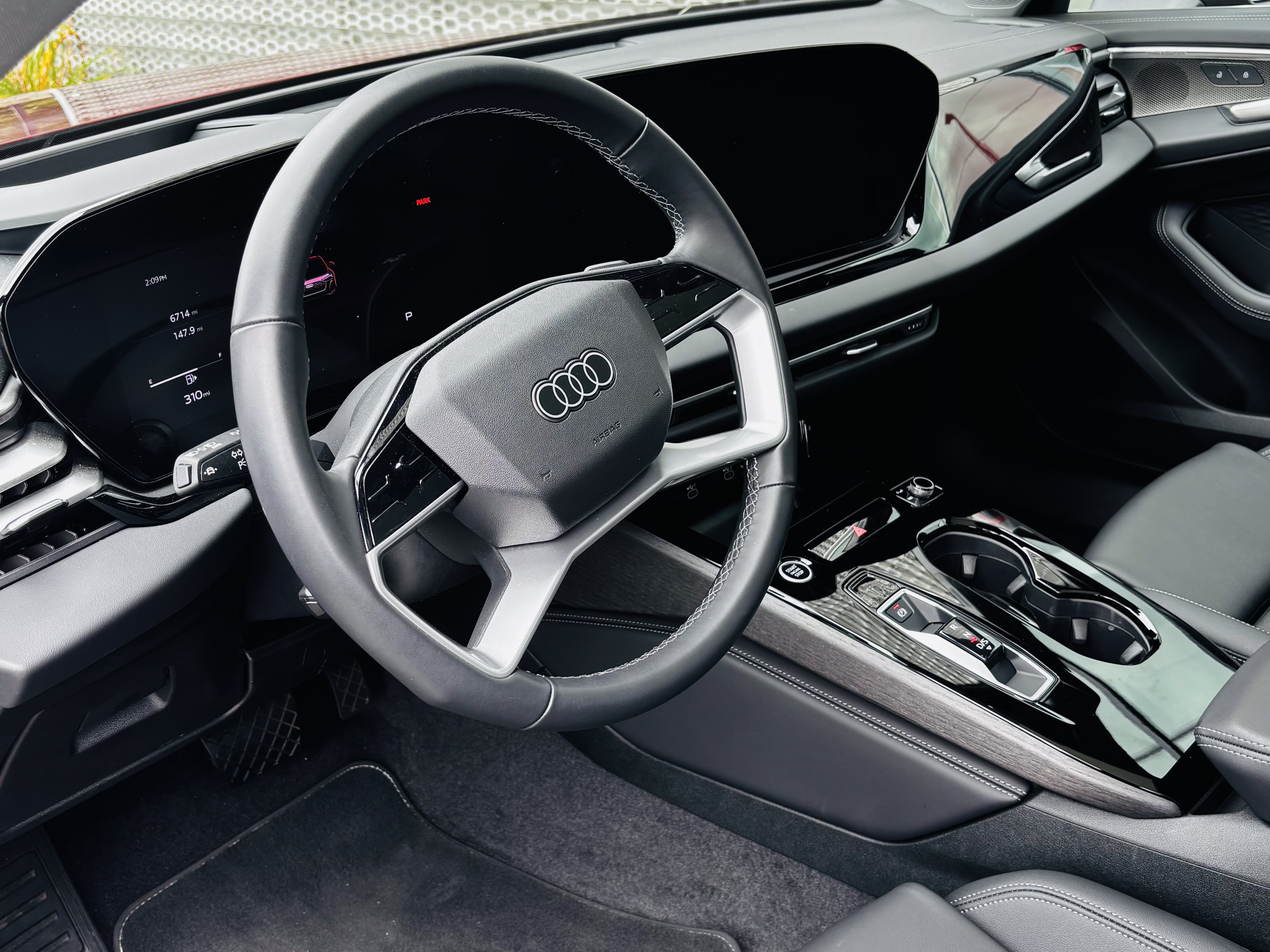 Used 2025 Audi A5 2.0T Premium Plus w/ Premium Plus AWD/4WD image 5