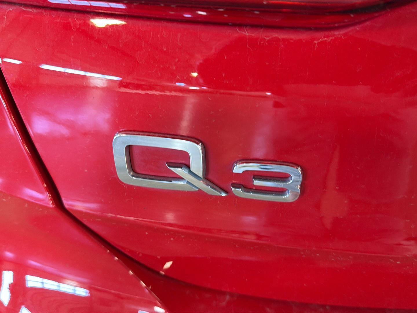 Used 2023 Audi Q3 2.0T Premium Plus AWD/4WD image 34