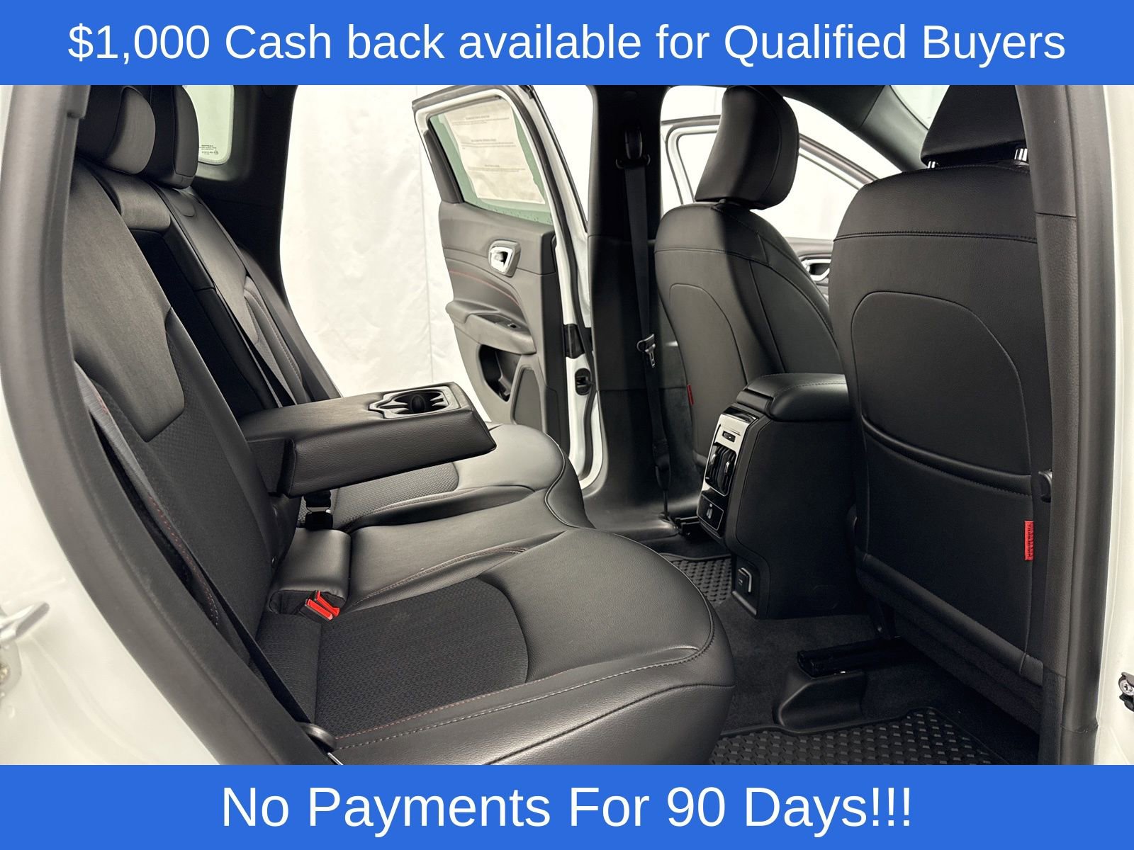 New 2026 Jeep Compass Trailhawk image 32